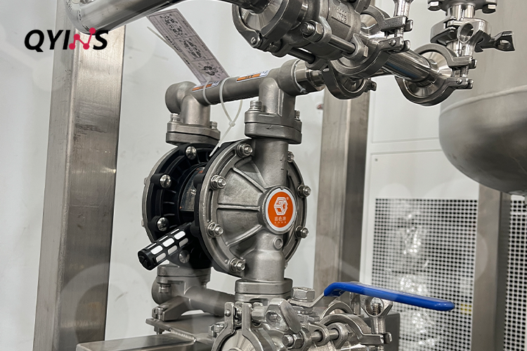 16737215.png 750x5004.png