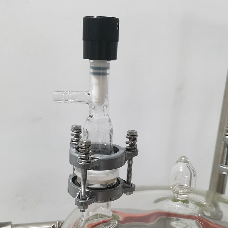 93492610.png 790x500 1.png